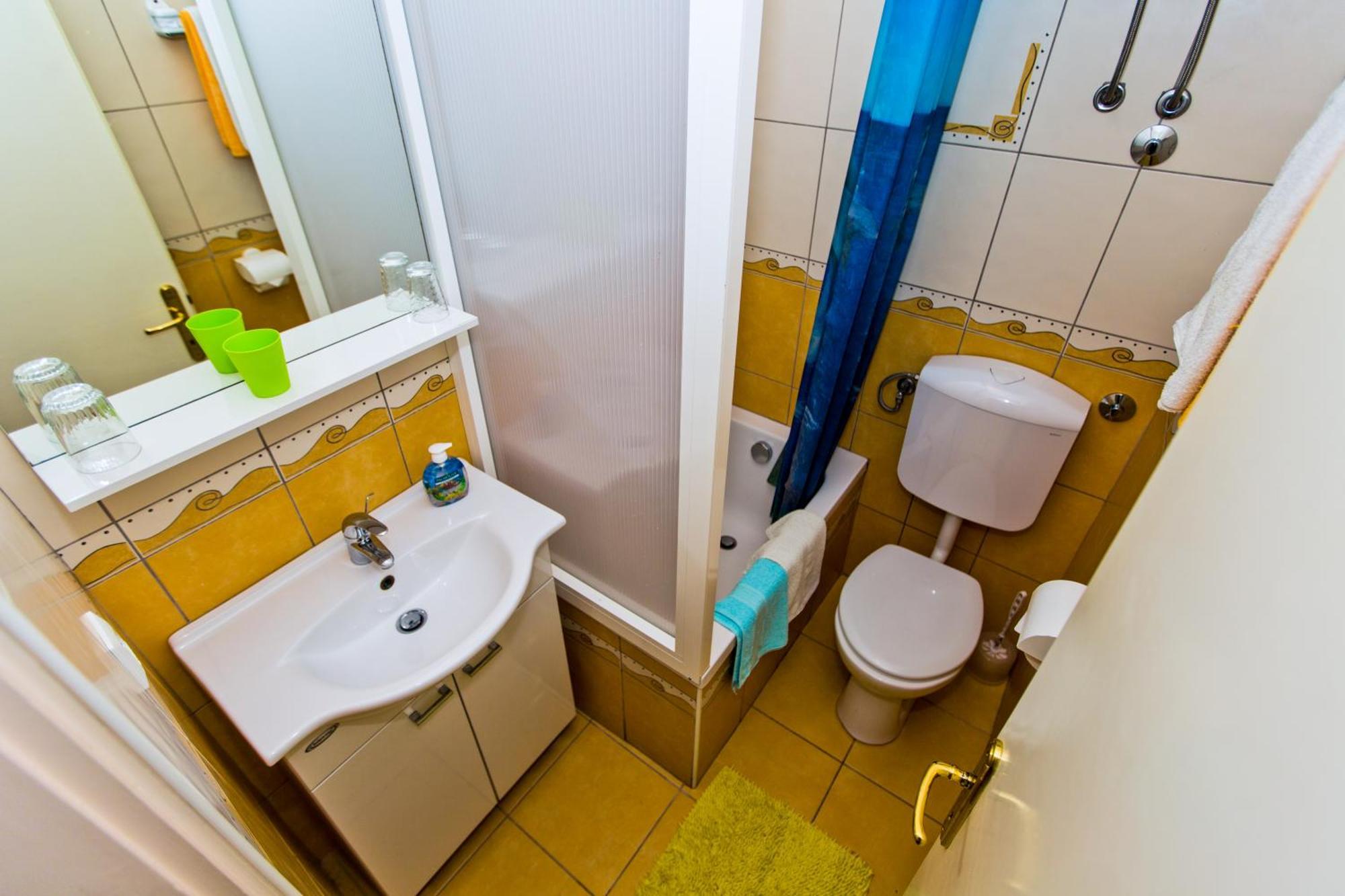 חוואר Rooms Barbaric מראה חיצוני תמונה
