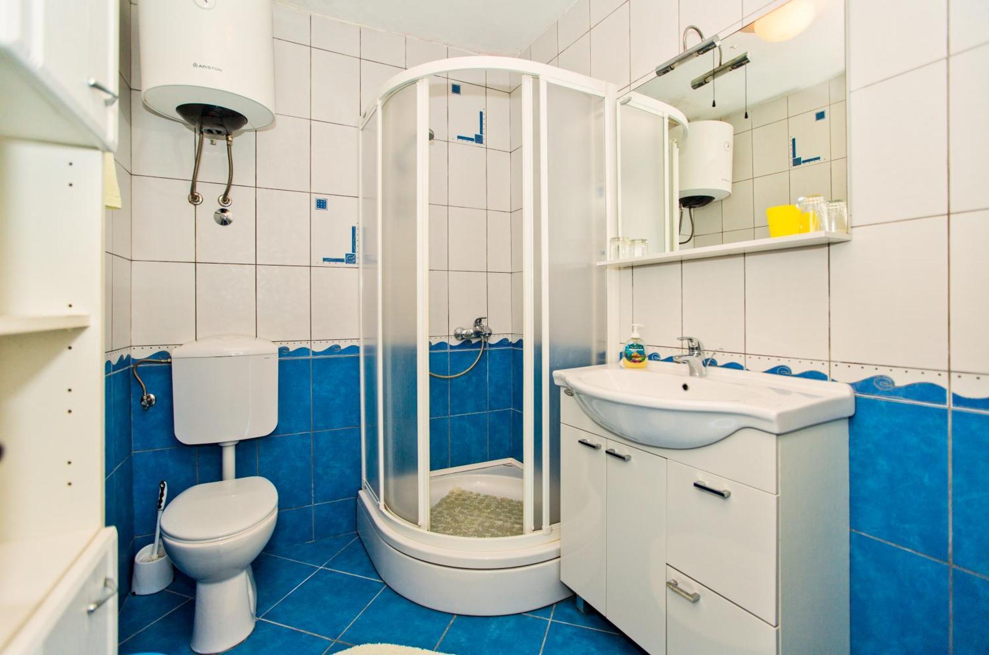 חוואר Rooms Barbaric מראה חיצוני תמונה