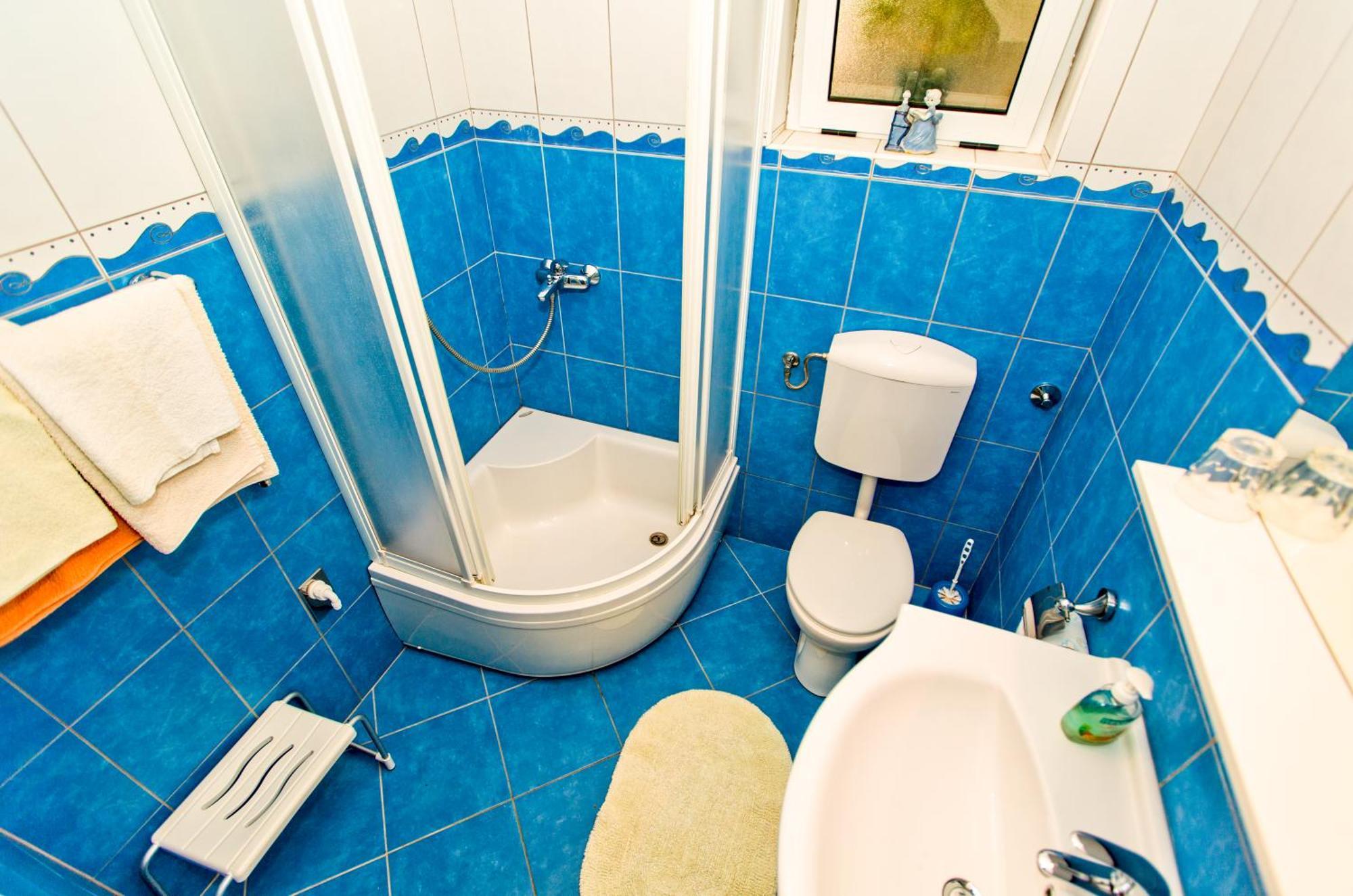 חוואר Rooms Barbaric מראה חיצוני תמונה