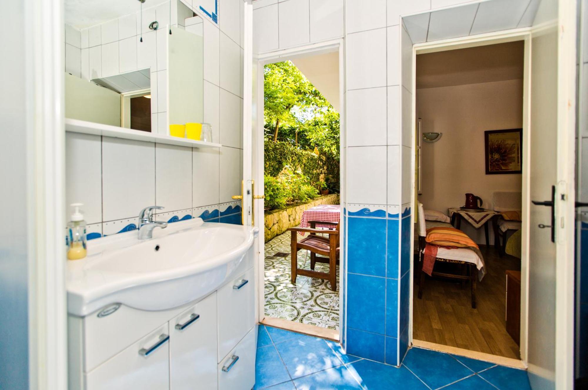 חוואר Rooms Barbaric מראה חיצוני תמונה